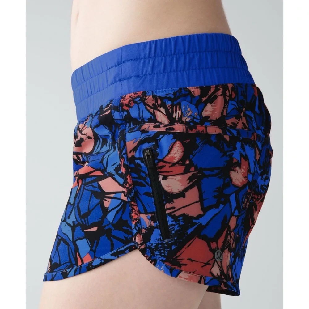 Lululemon Tracker Short IV in Paint Storm Harbor